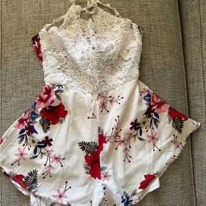 White Lace Bodice Floral Romper - Red & Blue Flowers